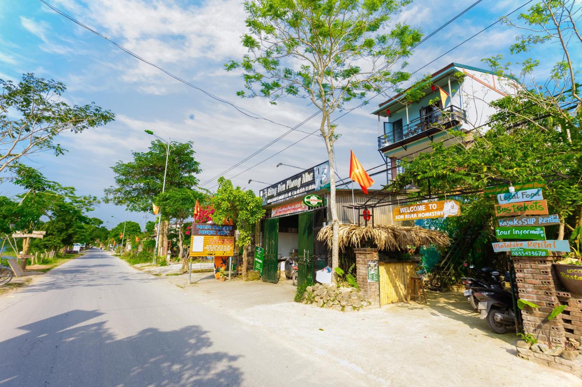 Son River Homestay Phong Nha Eksteriør bilde