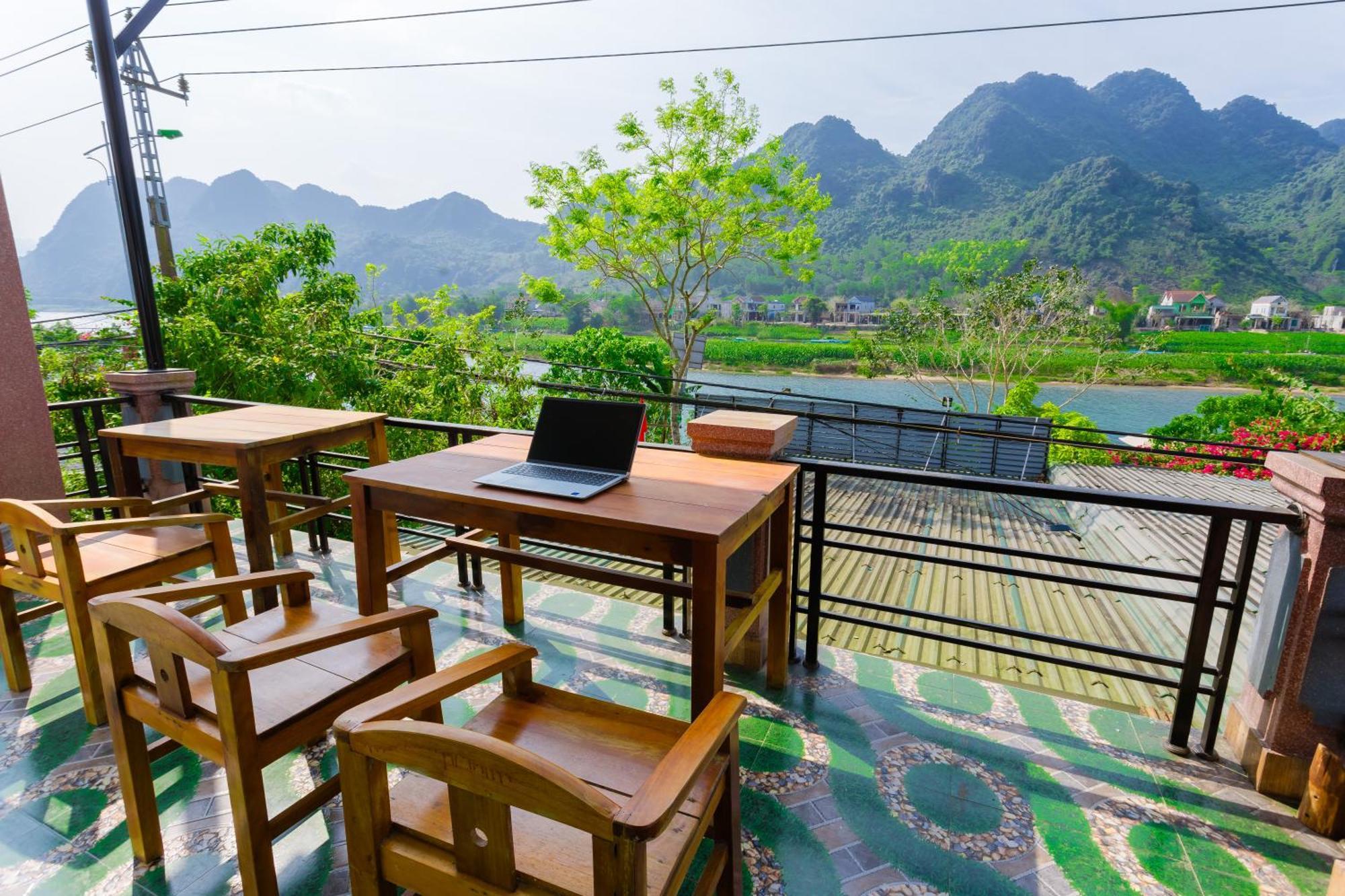 Son River Homestay Phong Nha Eksteriør bilde