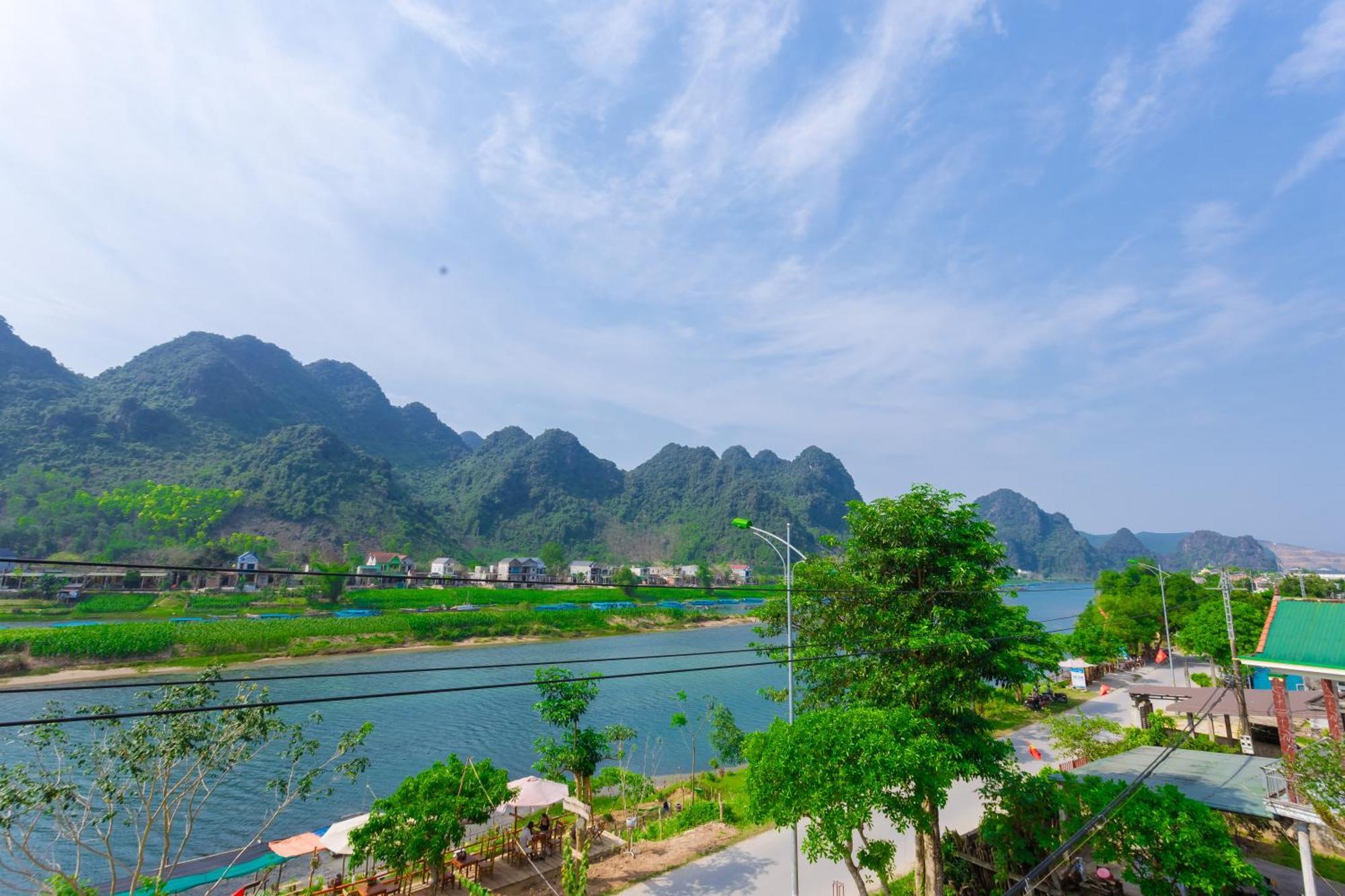 Son River Homestay Phong Nha Eksteriør bilde